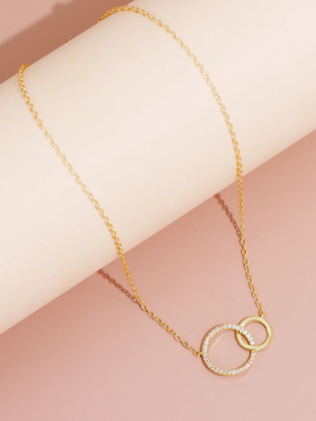 The Interlocking Circles Necklace