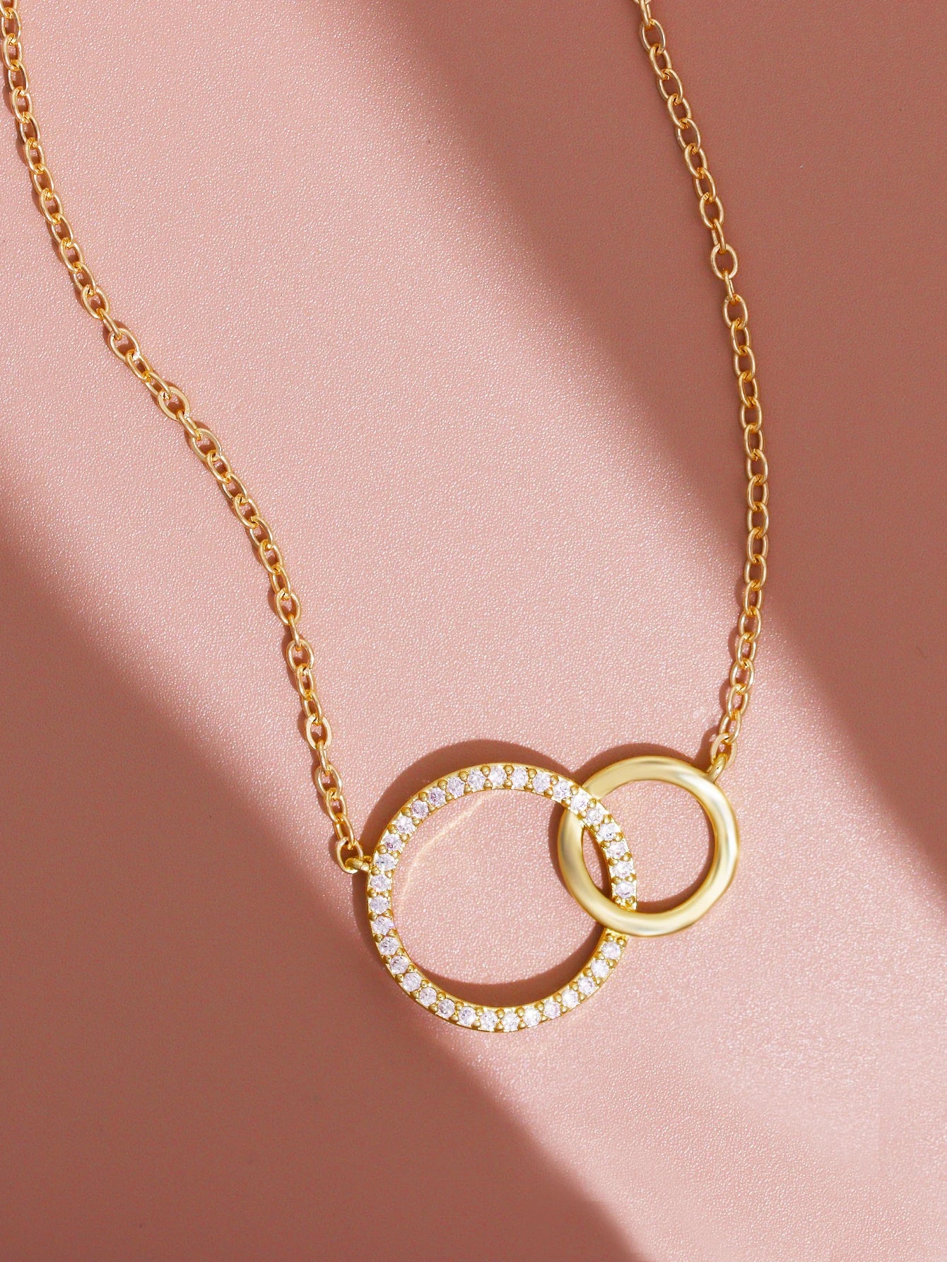 The Interlocking Circles Necklace